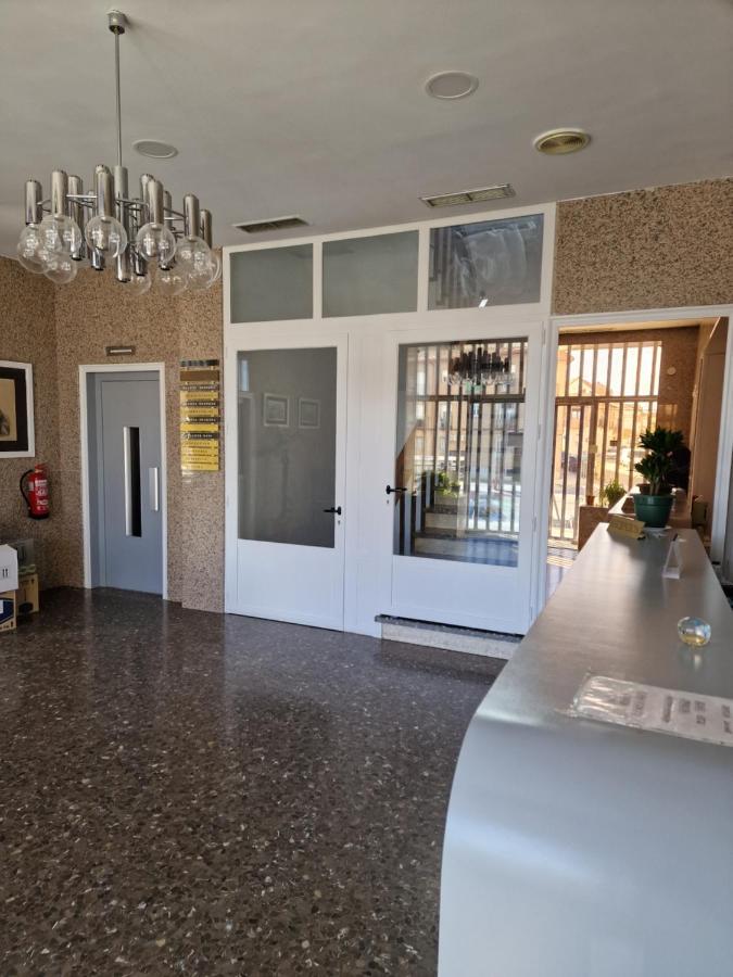 Hostal La Canada Segoviana Valmojado ภายนอก รูปภาพ